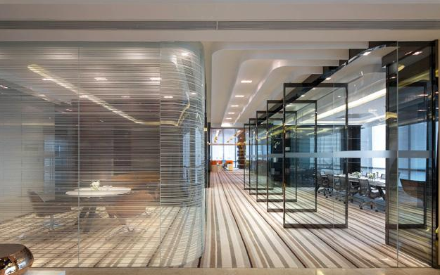 深圳寫字樓裝修裝飾玻璃有哪些？